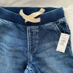 Gap toddler boy jeans.